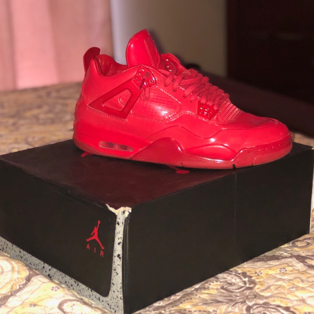 Size 10- Red Patent Leather 4’s Jordan